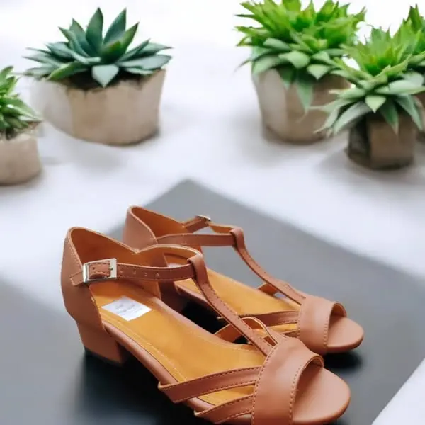 Tacones Eda 3 cms 2.webp