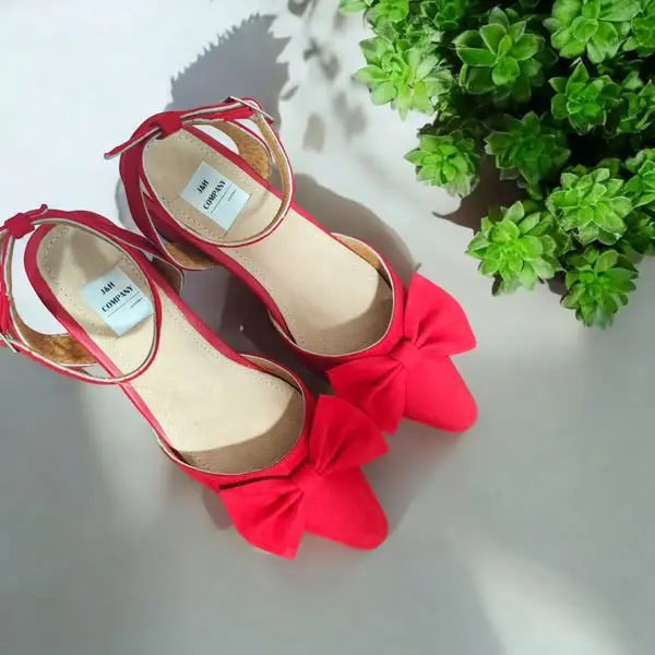 Tacones Madisson destalonado gamuza rojo 5 cms 2.webp