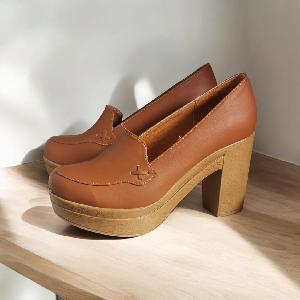 Platforms Mocasines semipiel gena, suela beige / MOCAFC-05