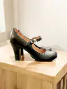 Tacones Zapatilla piel negra cincho al empeine tacón 6 cms / ZAPA-P-11