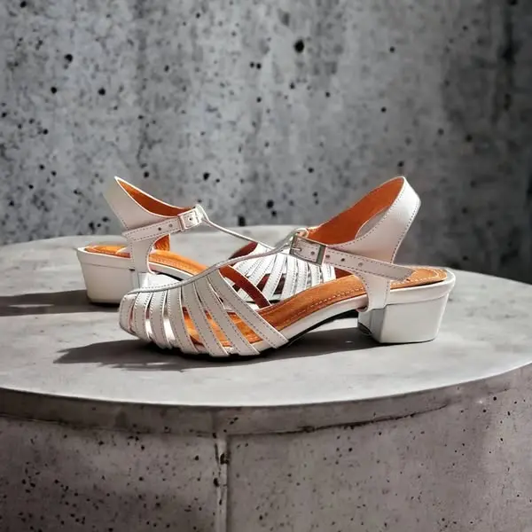 Tacones Génesis Piel blanca tacón 3 cms. / GENE-P-11