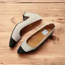 Tacones Chanel gamuza beige y punta gamuza negra, tacón 5 cms / STILECHFC-03 