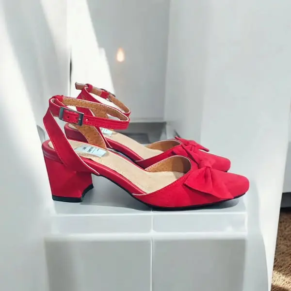 Tacones Madisson destalonado gamuza roja tacón 5 cms. / MADIDESFC-10 