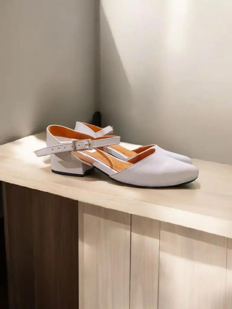 Tacones Madisson destalonado semipiel blanca tacón 3 cms. / Madidesfc-08